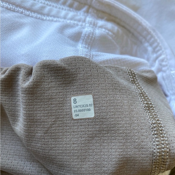 SOLD Lululemon fast and free reflective shorts 8 - Picture 5 of 5